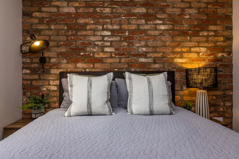 Vibrant 2 Bedroom Apartment // 2026/7 - Image 16